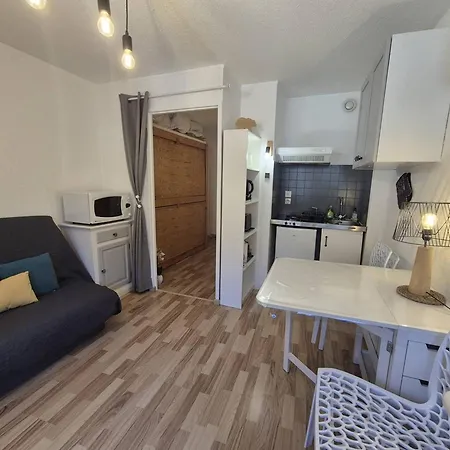 Calme Avec Parking Au Centre De - Fr-1-812-142 * Cauterets