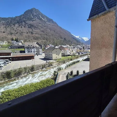 Calme Avec Parking Au Centre De - Fr-1-812-142 * Cauterets